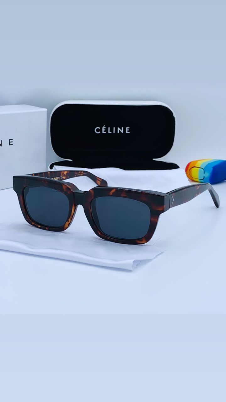 CLN67440 Animal Skin Frame with Dark Shades
